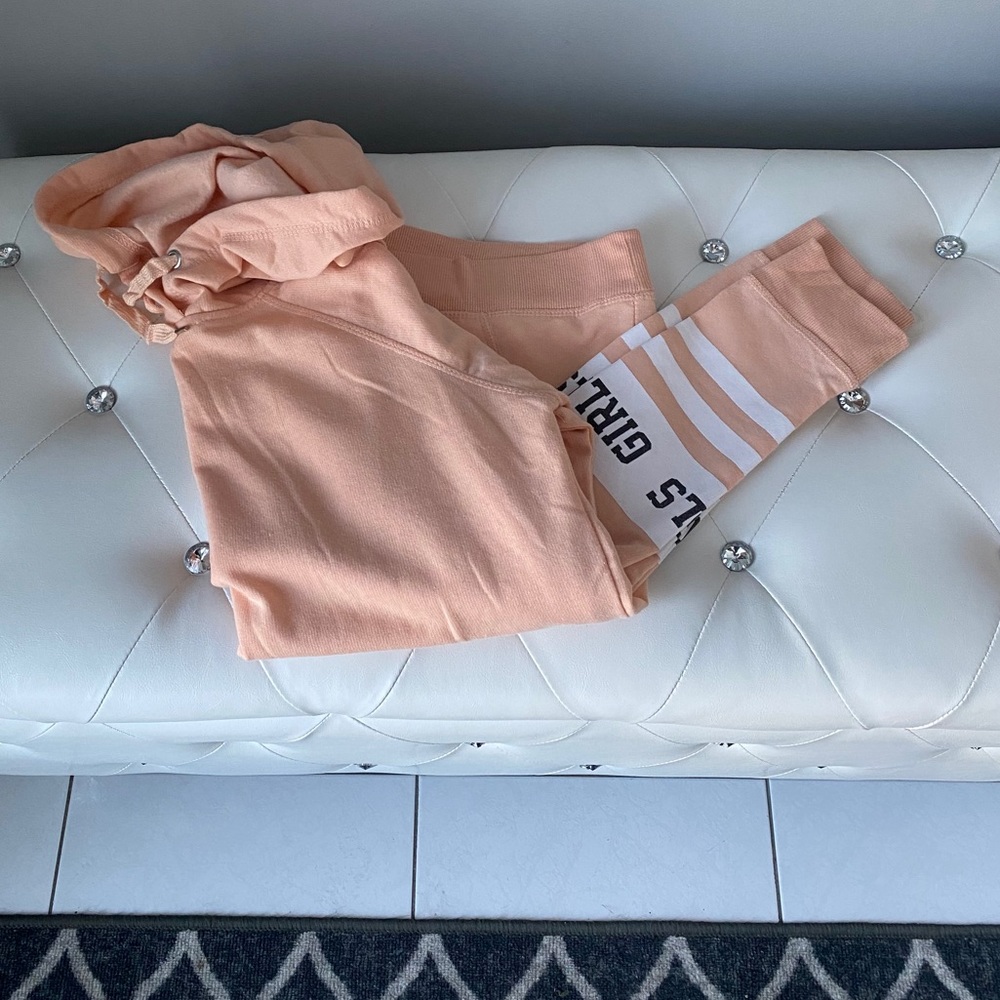 Ardene • Peach&White long sleeve hoodie «GIRLS» - Picture 9 of 11